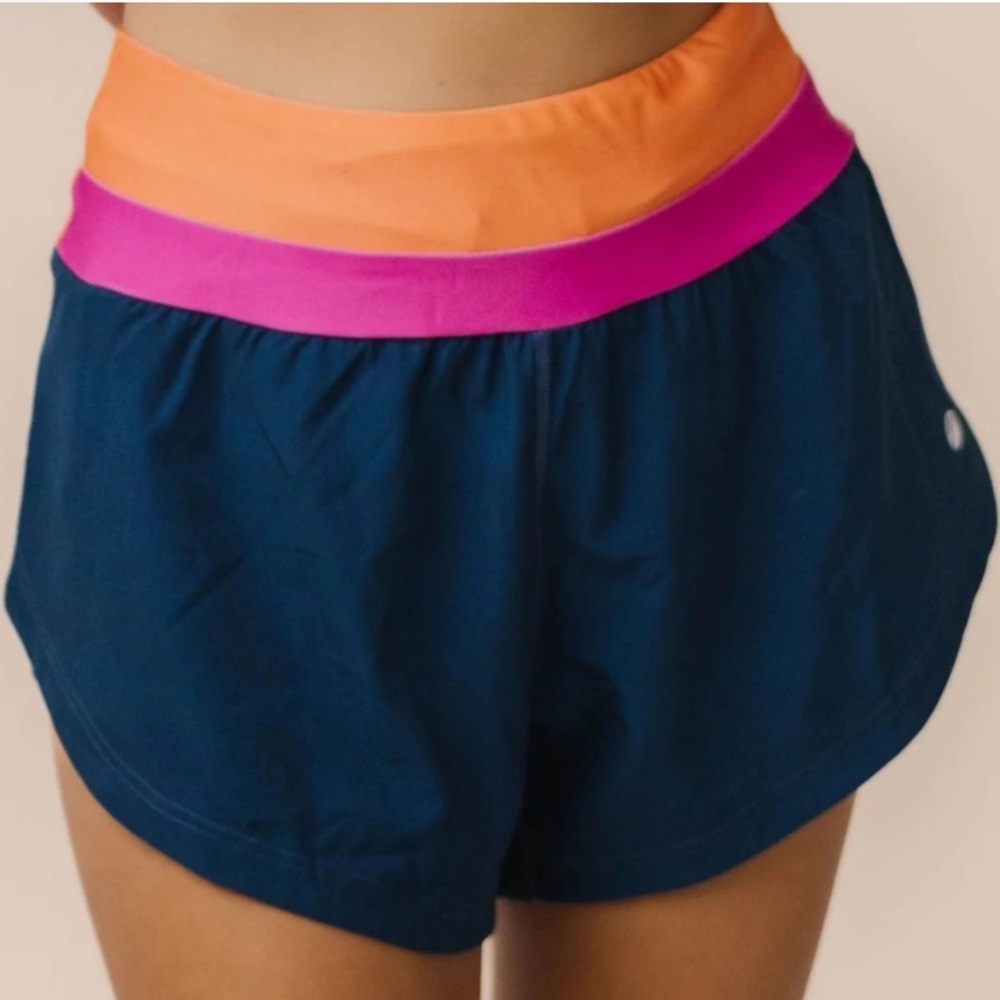 IN SEARCH OF Nani Sunset River Shorts